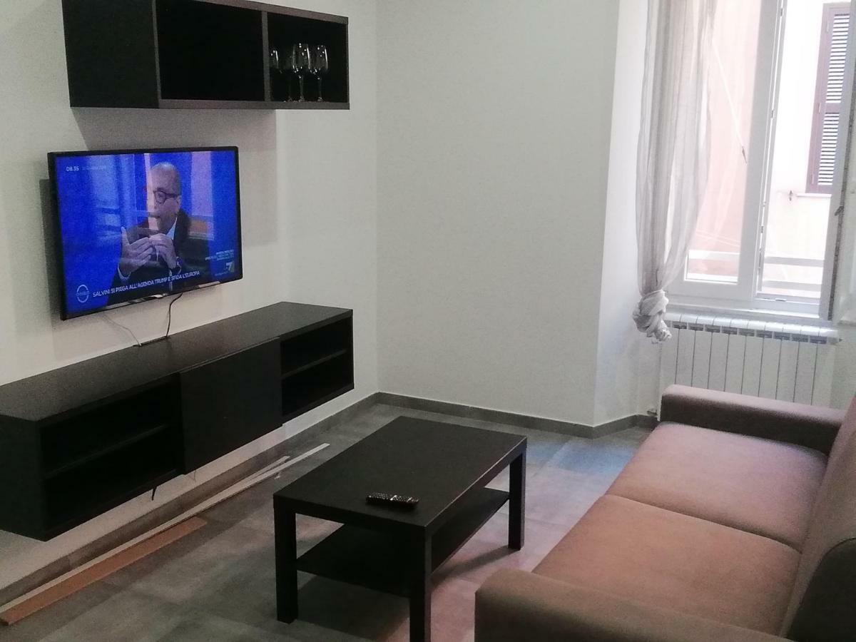 Ferienwohnung Residenza Ermete Civitavecchia Exterior foto
