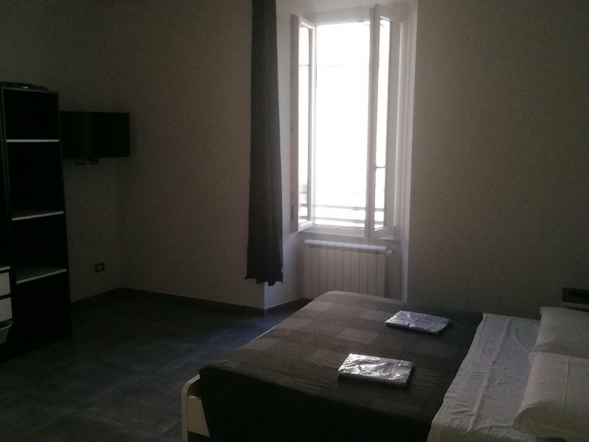 Ferienwohnung Residenza Ermete Civitavecchia Exterior foto